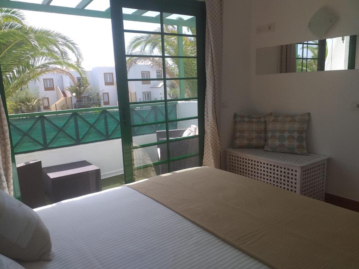 Apartment Duplex -The Sunny Hut - Swimming Pool - Free Wifi & Ac- Residence Las Marinas ปูแอร์โตเดลคาร์เมน ภายนอก รูปภาพ